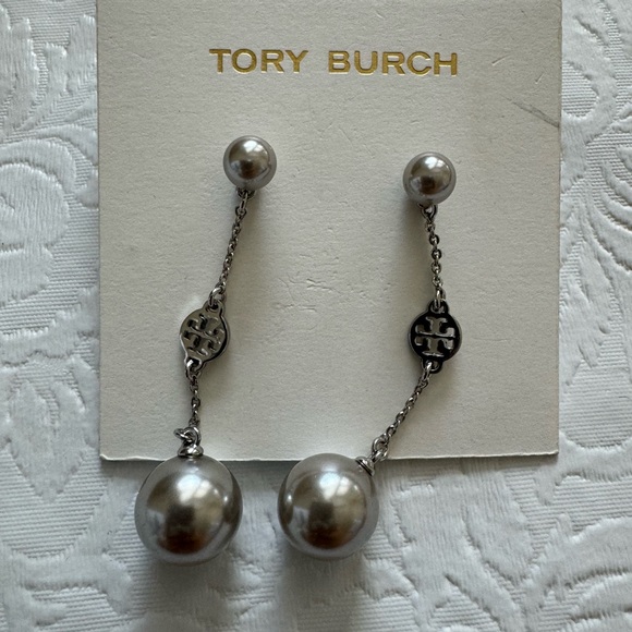 TORY BURCH PEARL LOGO DROP SILVER TONE EARRINGS - Picture 1 of 2
